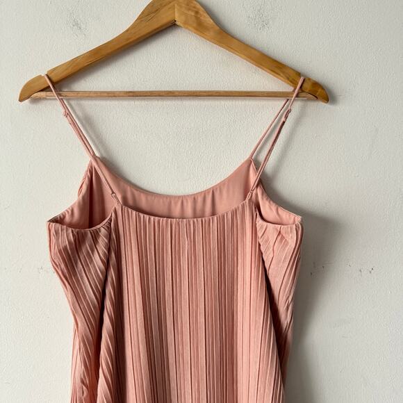 NBD Revolve Wynonna Dress Womens XS Blush Pink Pleated Feminine Neutral Midi - Picture 6 of 11